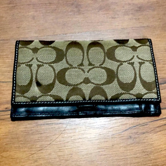 Coach Handbags - Authentic coach wallets